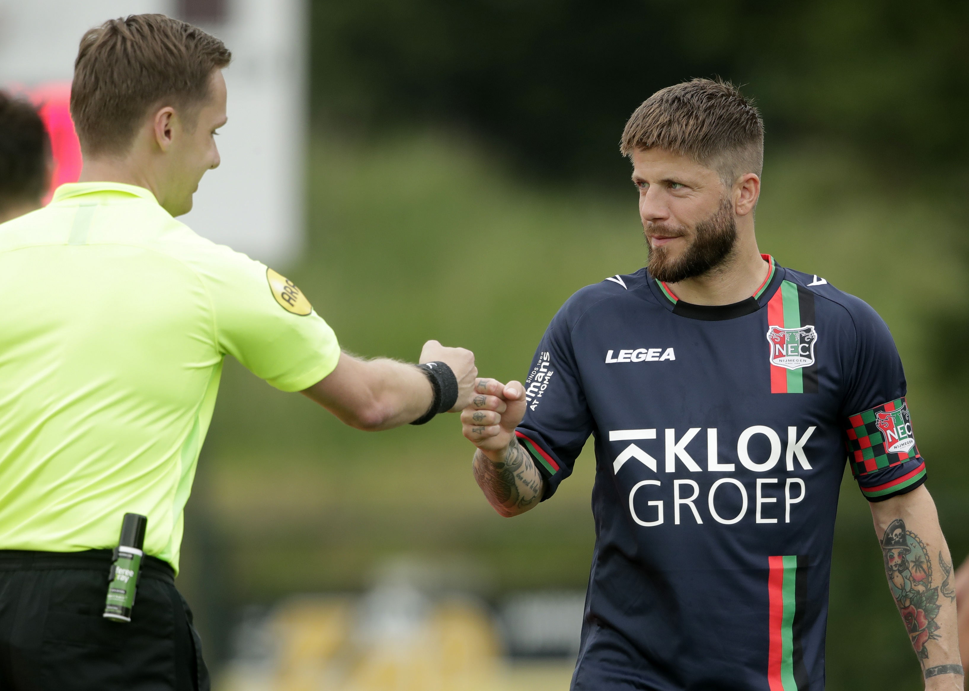 Kaartverkoop Ajax - N.E.C. gestart