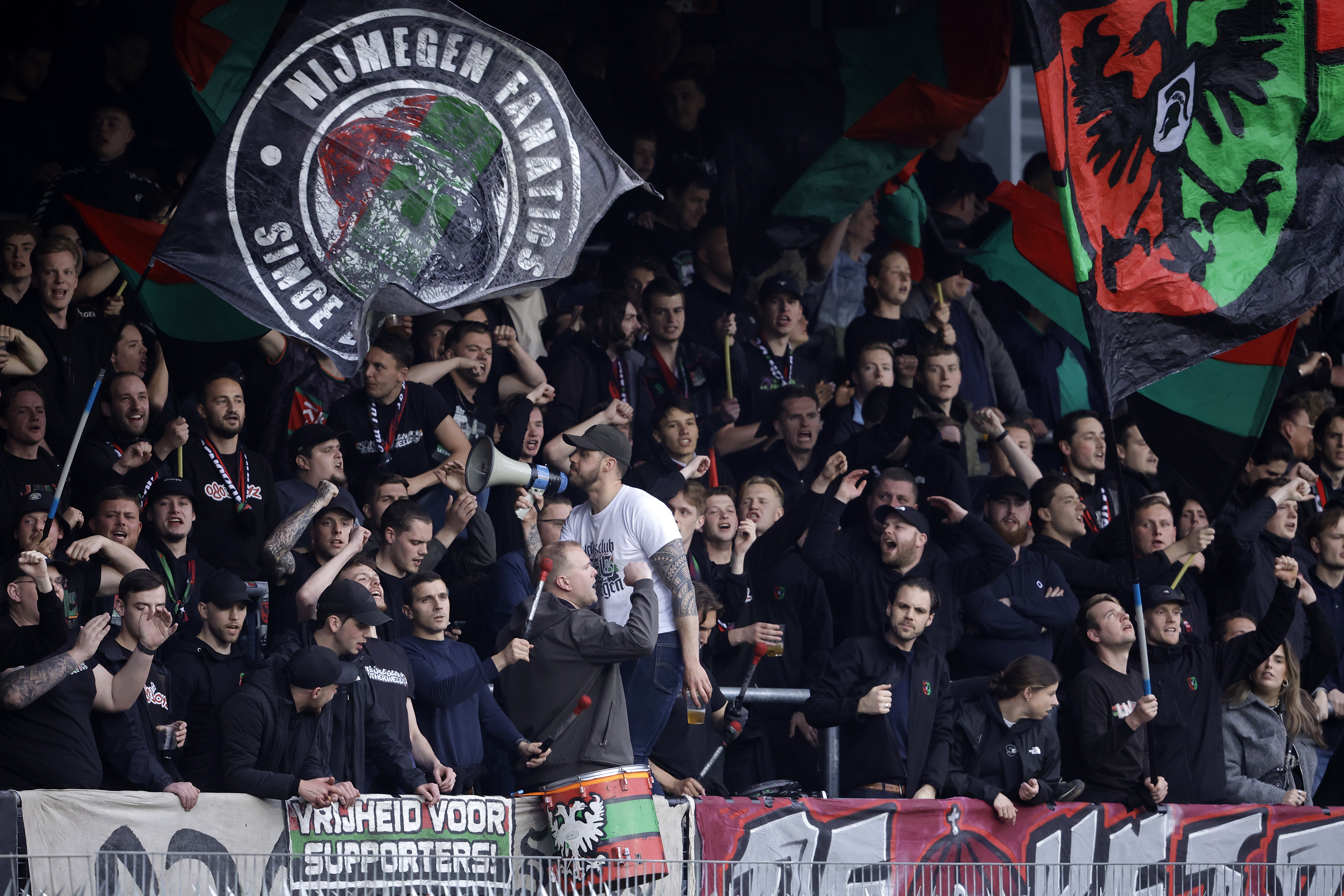 Kaartverkoopinformatie Excelsior - N.E.C.