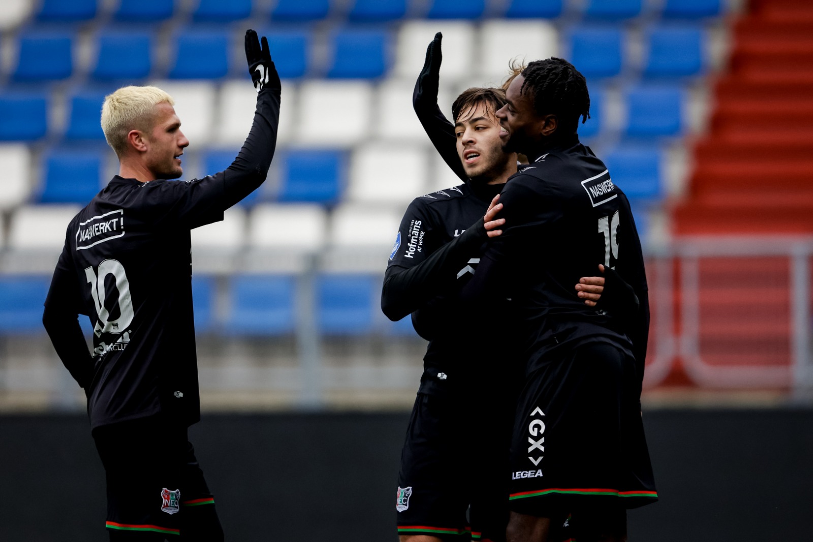 N.E.C. wint oefenduel op bezoek bij Willem II