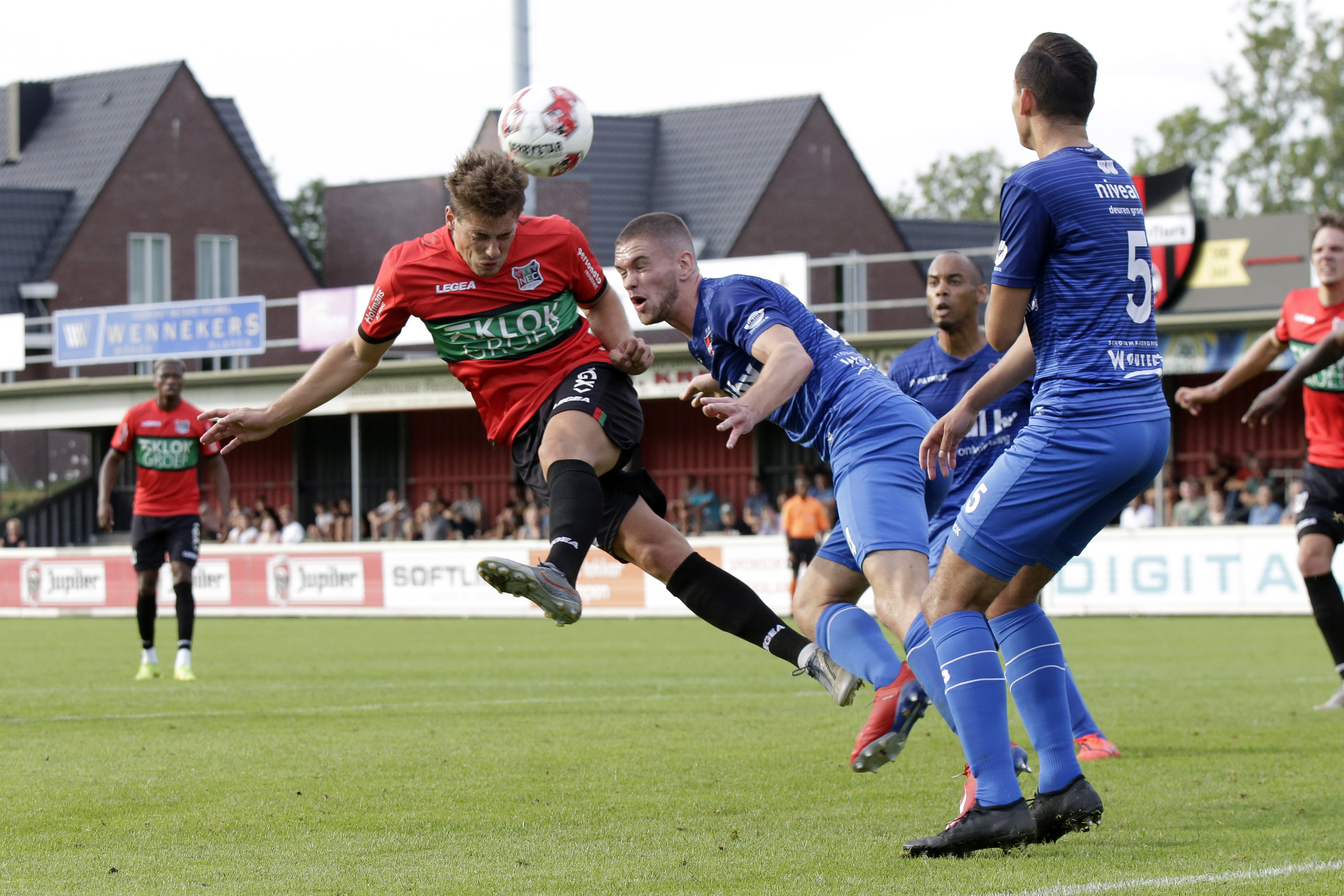 Kaartverkoop FC Den Bosch - N.E.C. gestart