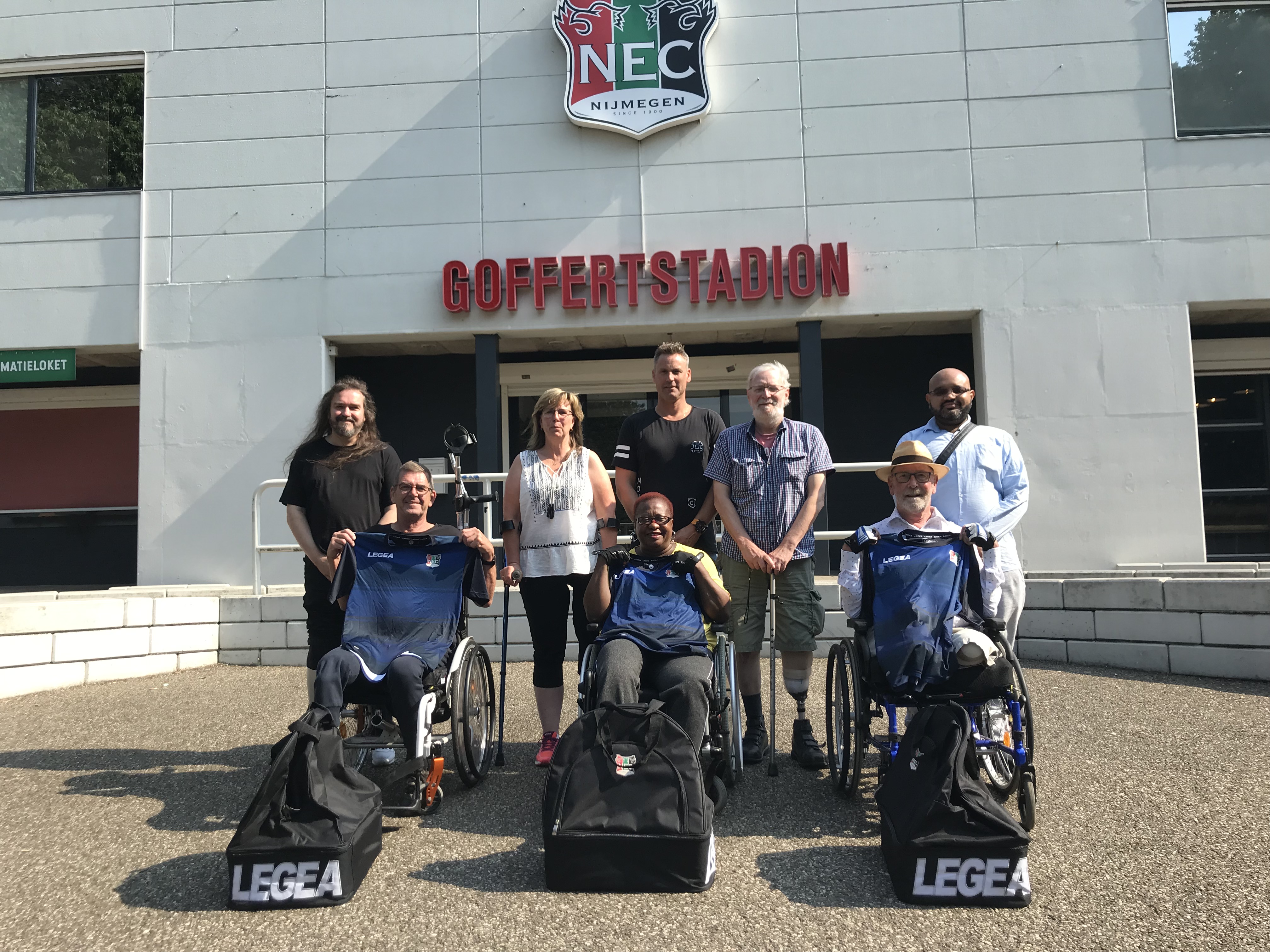 N.E.C. Maatschappelijk presenteert eigen Parateam