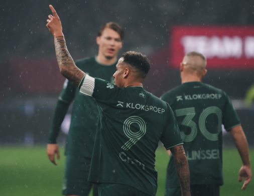 VERDIENSTELIJK punt in ARENA na rake strafschop CHERY | Binnenin #AJANEC