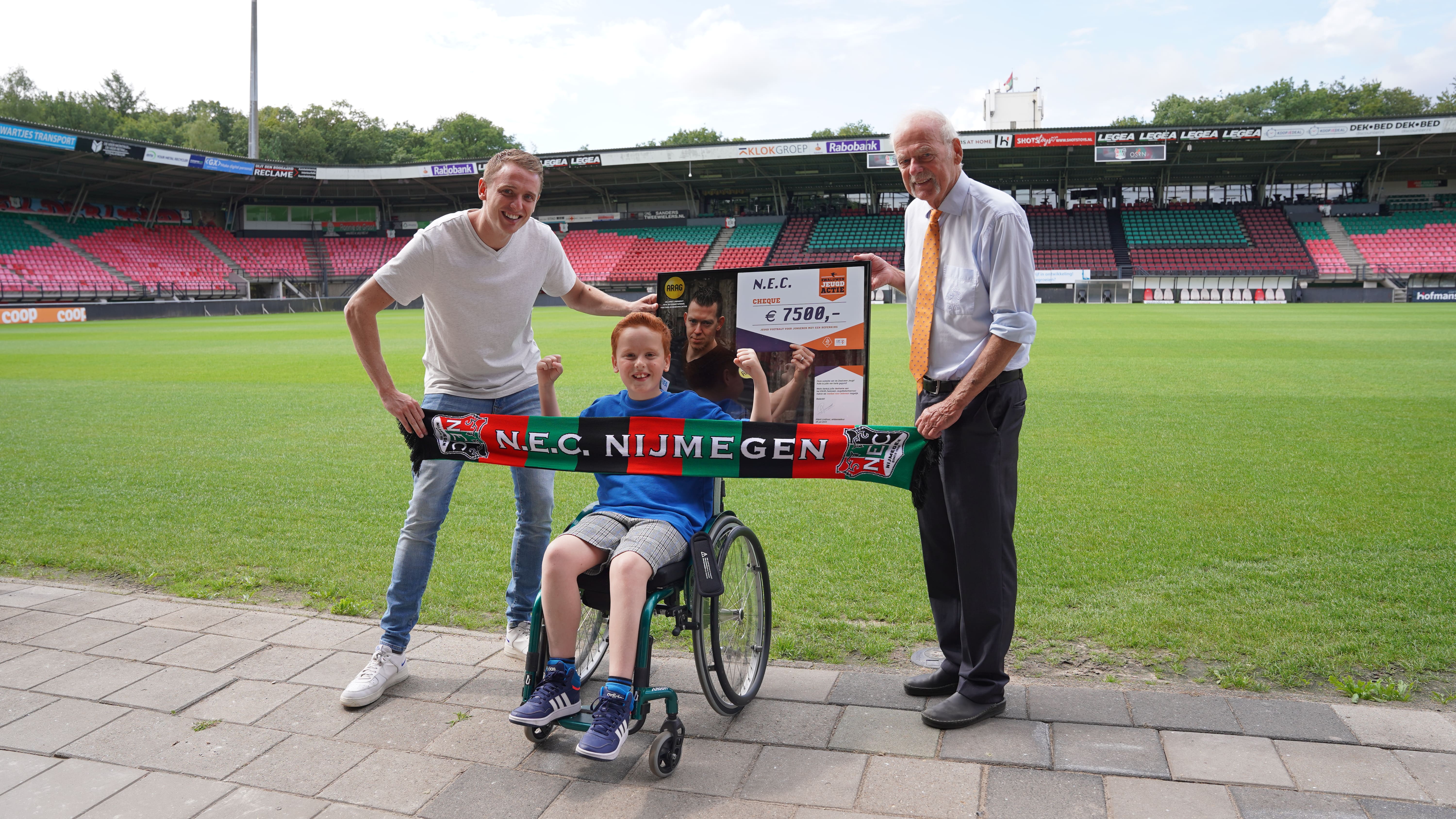 Zwaluwen Jeugd Actie ondersteunt project Elektrisch Rolstoelvoetbal van N.E.C. 