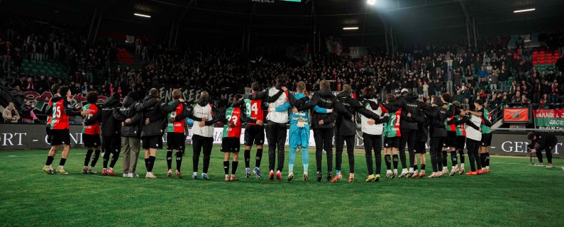 N.E.C. neemt afscheid van viertal spelers   