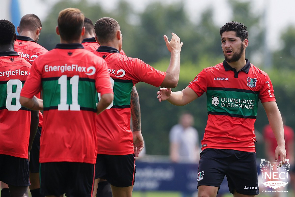 N.E.C. in tweede oefenduel voorbij aan DFS