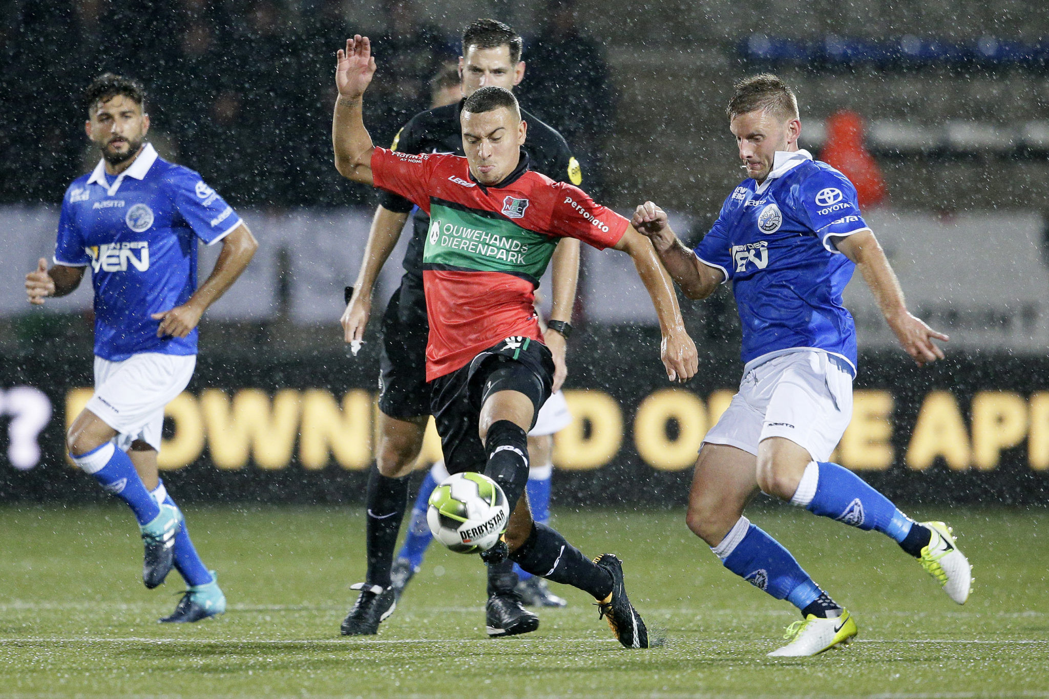 N.E.C. onderuit in Den Bosch: 3-0