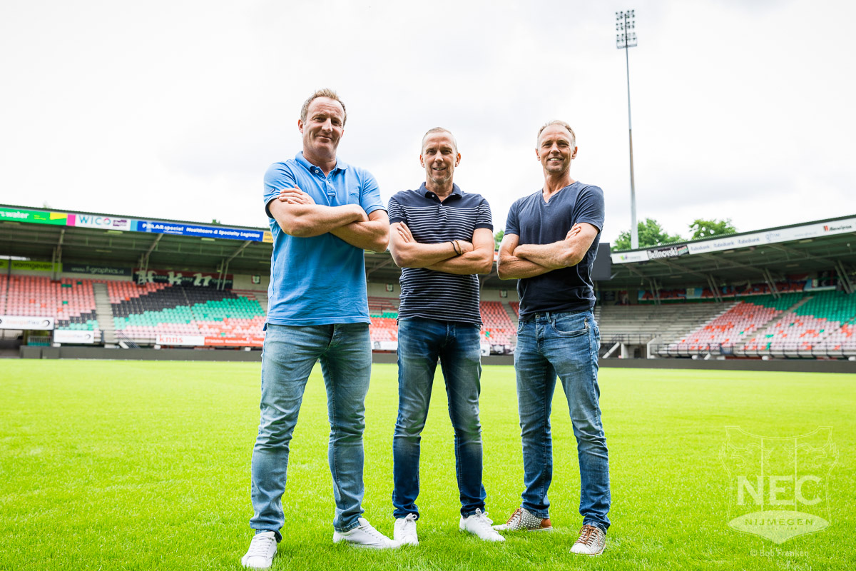 Adrie Bogers, Patrick Pothuizen en Wilfried Brookhuis assistent trainer-coaches