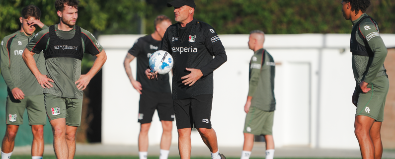 N.E.C. 'ineens' in Spanje: 