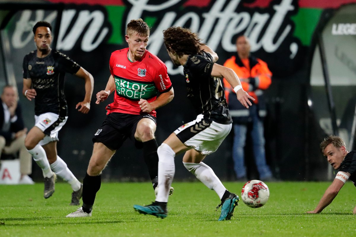 N.E.C. - Feitjes & Weetjes Go Ahead Eagles - N.E.C.