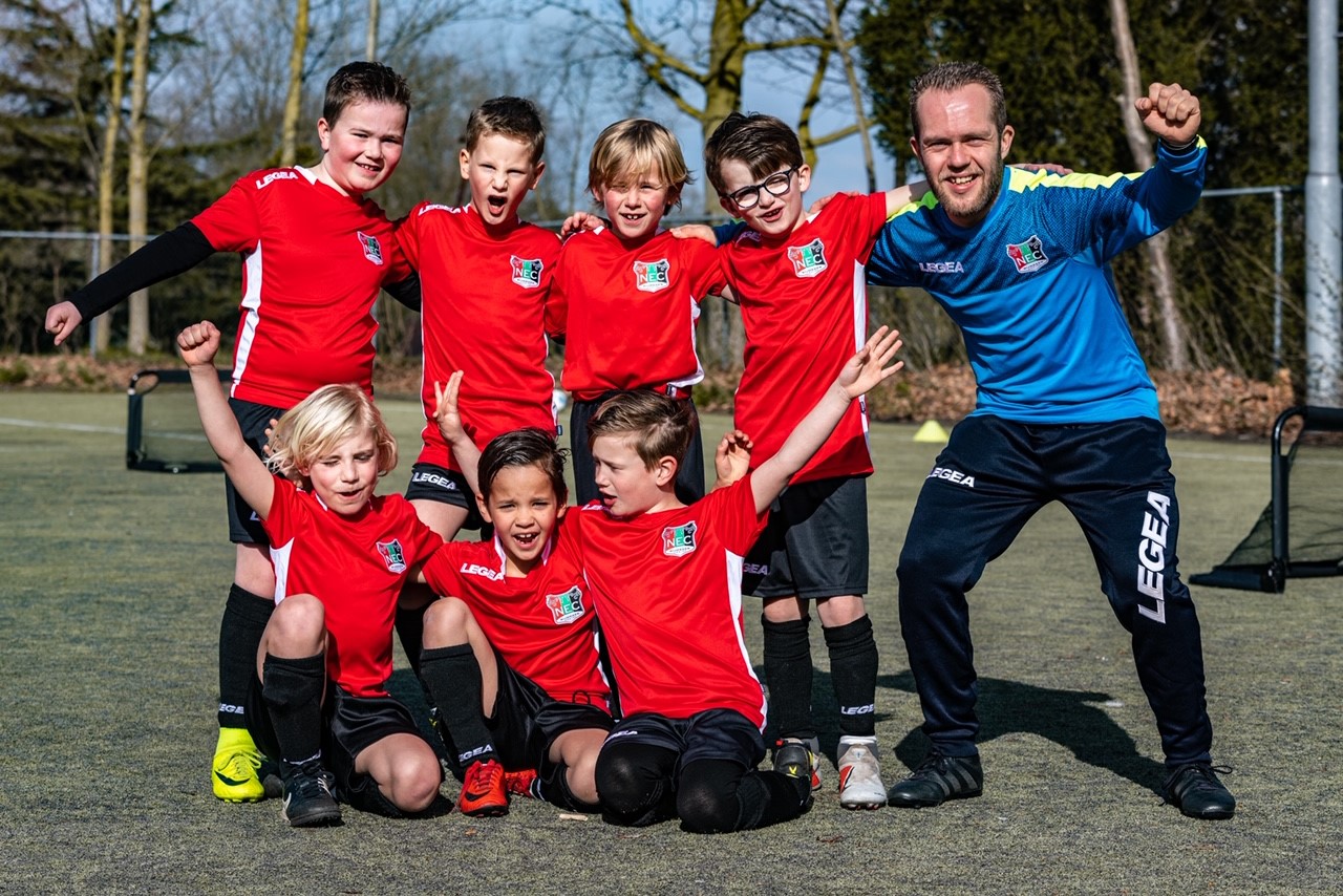 Kom jij naar het N.E.C. Voetbalkamp over 4 weken?