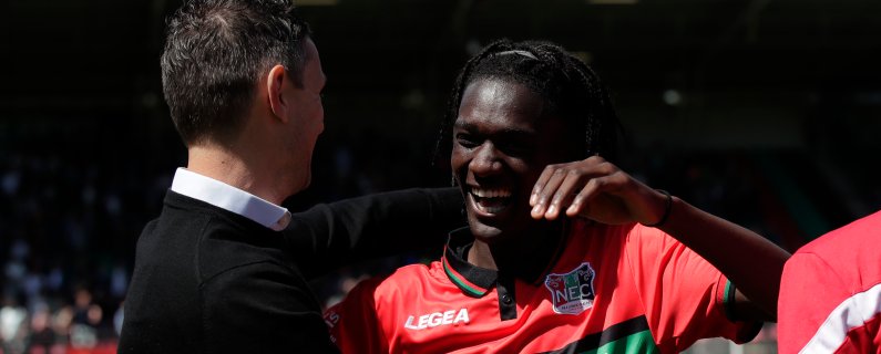 N.E.C. hoopt play-offs ambities kracht bij te zetten tegen aangeslagen PSV