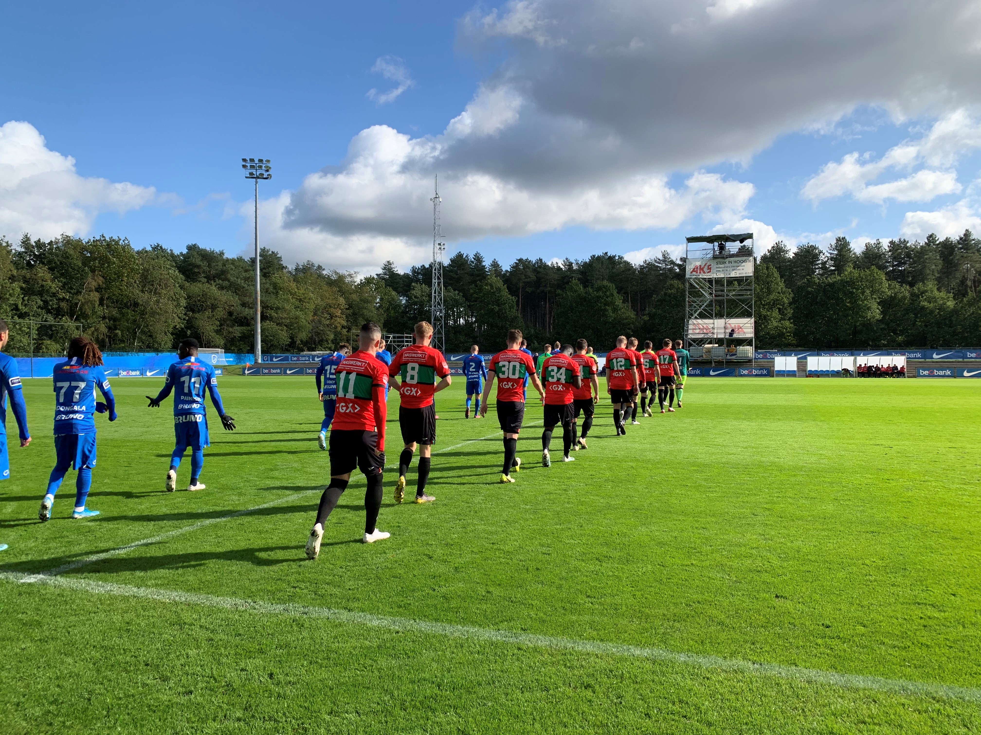 N.E.C. verliest oefenduel op bezoek bij KRC Genk