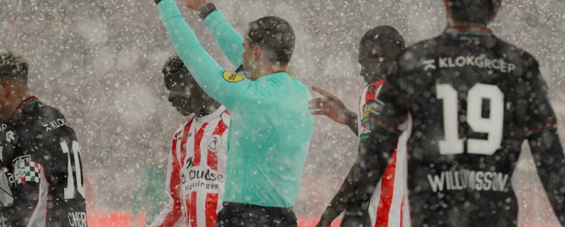 Sparta - N.E.C. definitief gestaakt