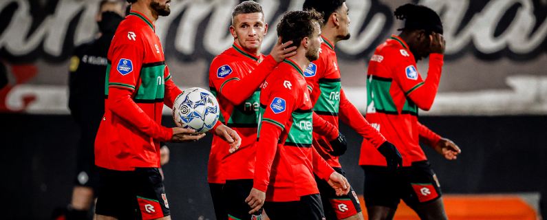 Eerste krachtmeting met een topclub | Pre-match #NECPSV
