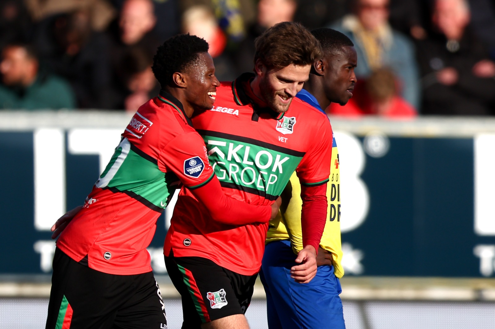 Gouden wissel Vet kogelt N.E.C. naar zege in Leeuwarden