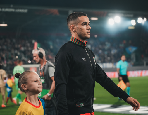 N.E.C. grijpt EERSTE PUNT in de UEFA Europa League | Binnenin #NECLEV